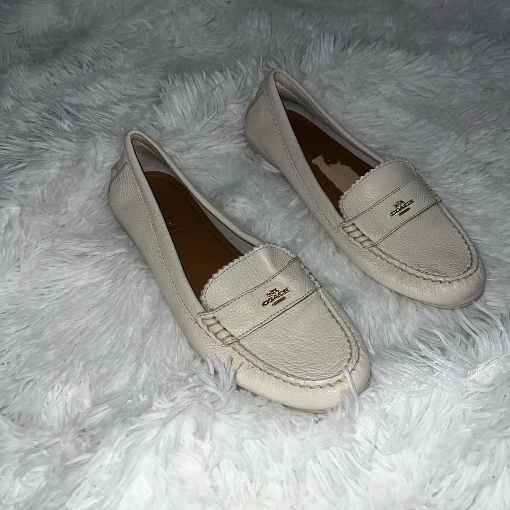 Coach Women's Cream Leather Loafers size Women’s US 9.5 Work Shoe